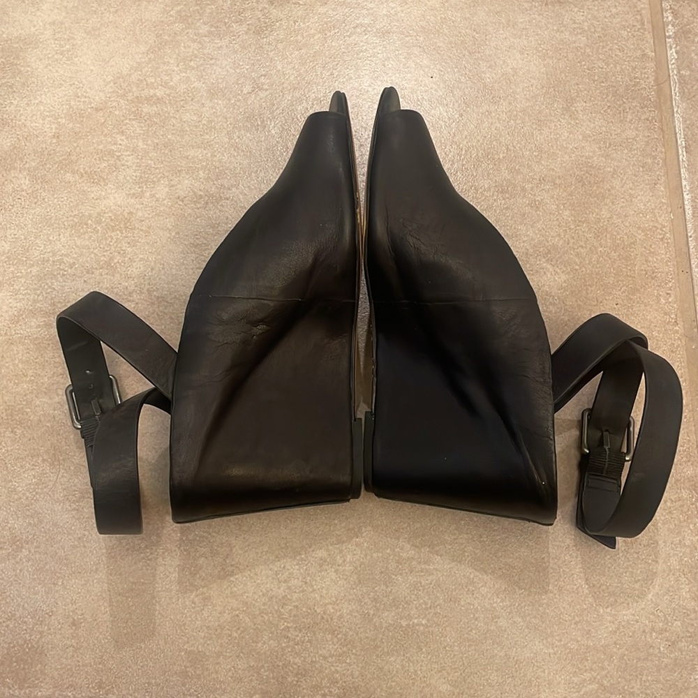 1 State Felidia Leather Wedges - Picture 5 of 7